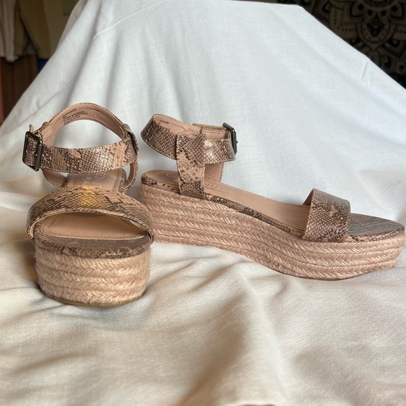 Wedges - Picture 1 of 3